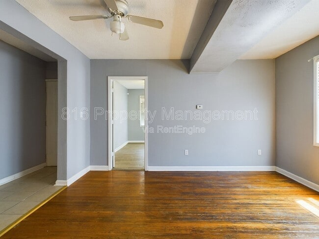 Building Photo - 2938 Flora Ave