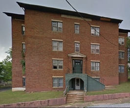 Building Photo - 605 W E St