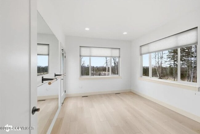 Building Photo - 7064 E Tumnus Cir