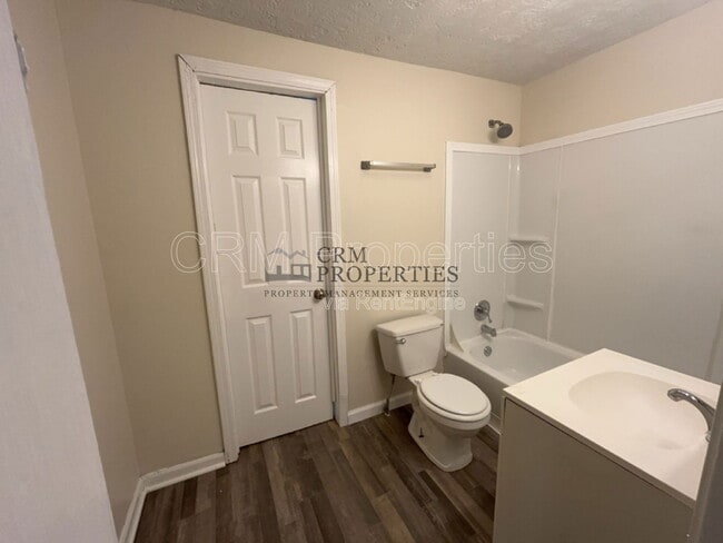 Building Photo - 1530 S Union St