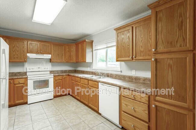 Building Photo - 1534 N Joiner Rd