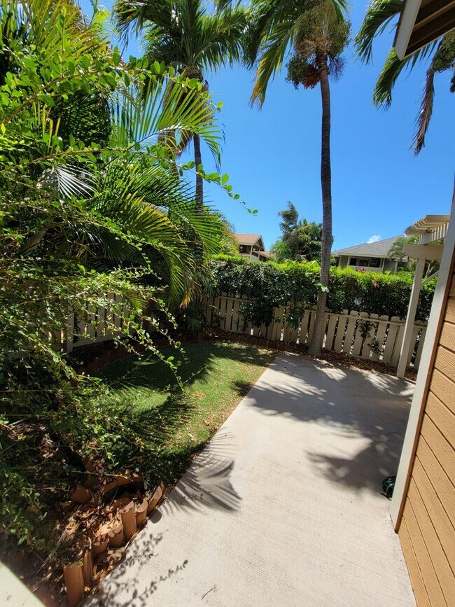 Building Photo - Furnished Downstairs Unit In North Kihei