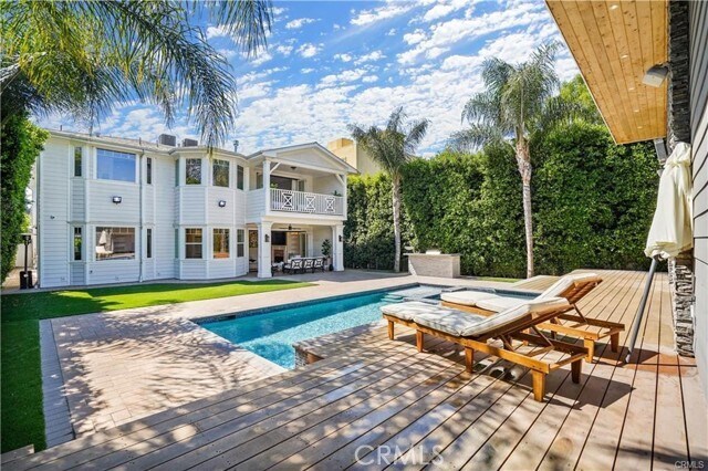 Building Photo - 12439 Kling St