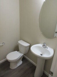Building Photo - Newer 3 bedroom in South Salem