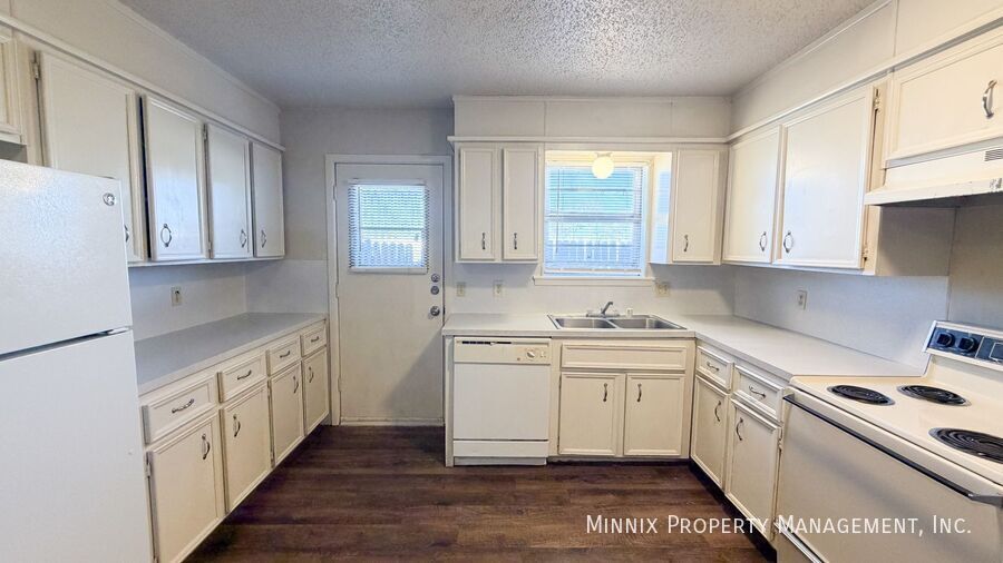 Building Photo - 5212 38th St