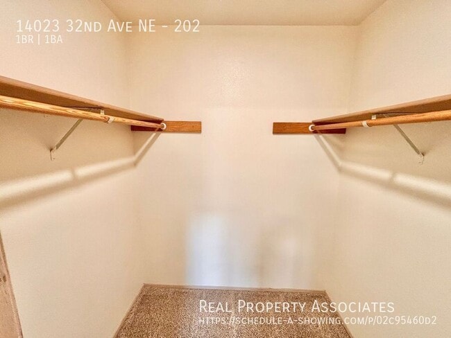 Building Photo - 14023 32nd Ave NE