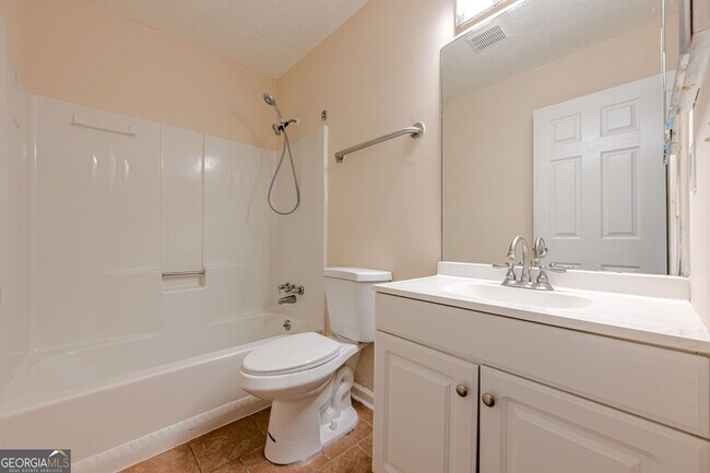 Building Photo - 3256 Brisbane Way