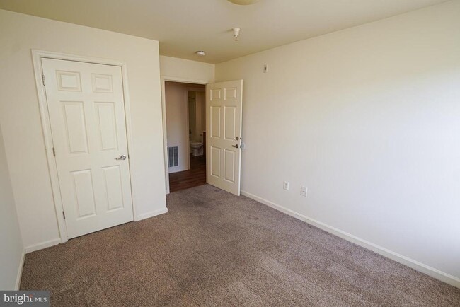 Building Photo - 30630 Umes Blvd