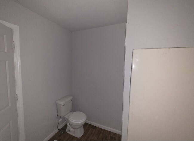 Building Photo - 828 Grady St