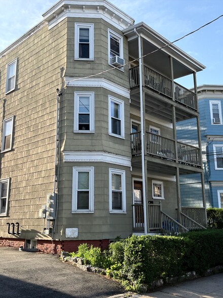Building Photo - 24 Litchfield St