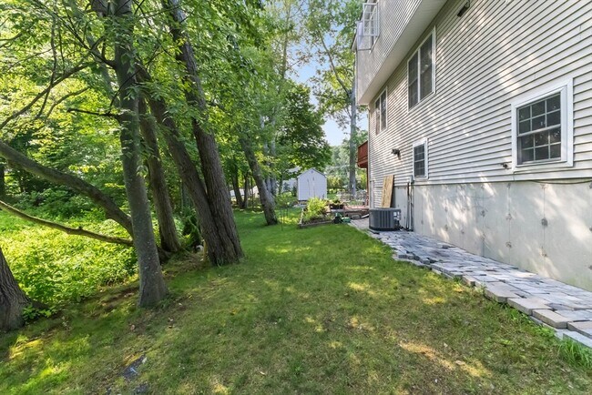 Building Photo - 284 S Quinsigamond Ave