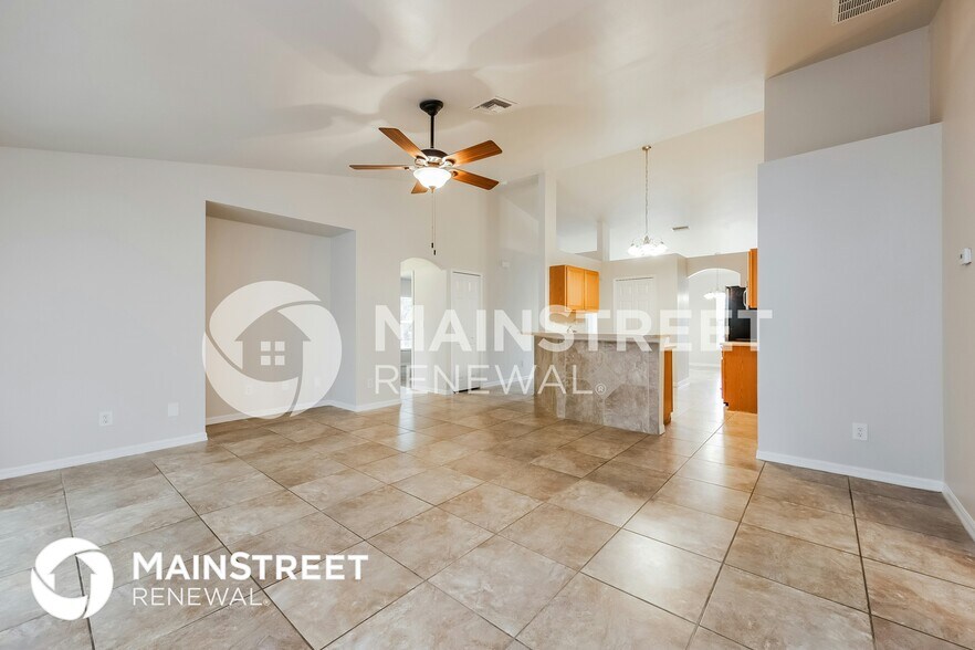 Building Photo - 3004 15th St W