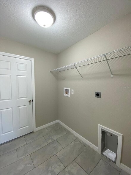 Building Photo - 16040 SW 21st Ct