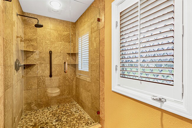 Building Photo - 5811 124th Ct NE