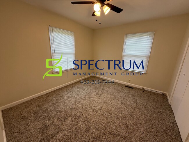 Building Photo - Freshly Remodeled 2 Bed / 1 Bath Home in Russellville!