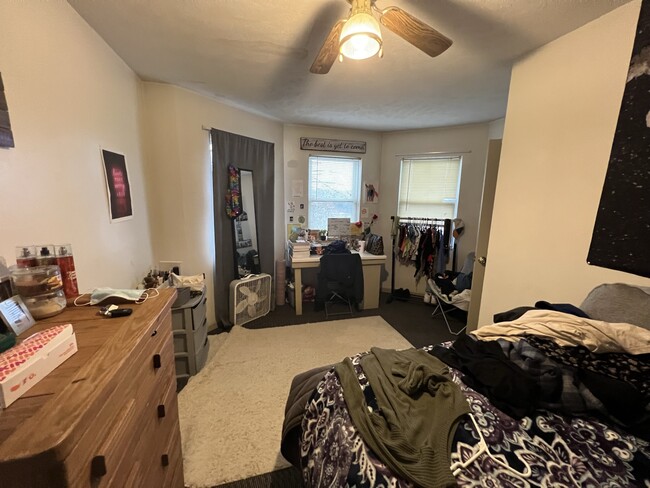 Bedroom 2 - 403 Sharon Ave