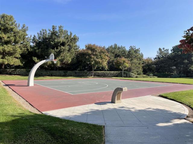 Building Photo - 2450 La Costa Ave