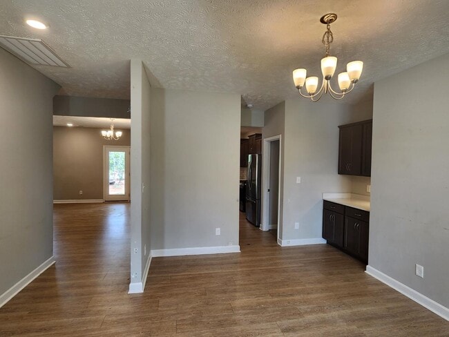 Building Photo - 111 Clearwater Harbor