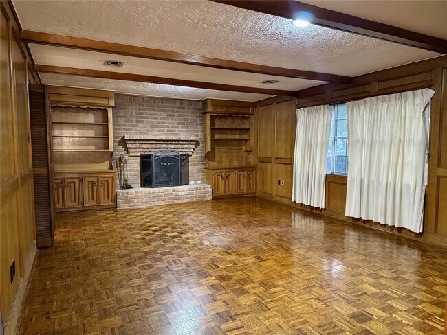 Building Photo - 11814 Cypresswood Dr