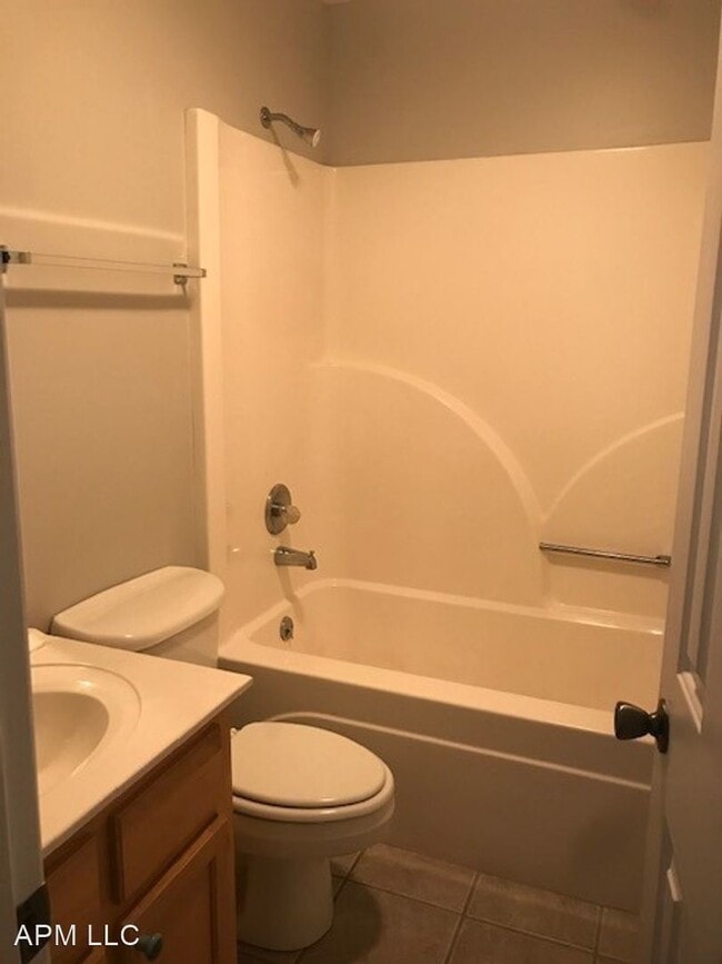 Building Photo - 3 br, 2 bath House - 215 Winchester Dr