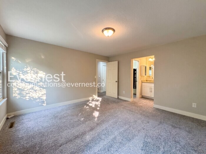 Building Photo - 18354 E Crestline Cir