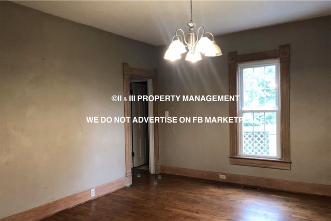 Building Photo - 7108 W 86th St