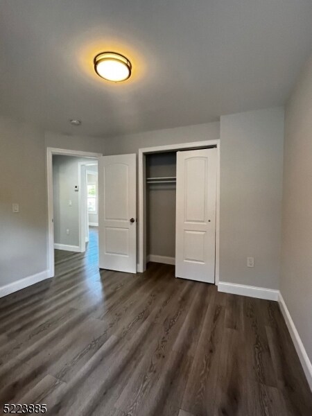 Building Photo - 1341 E 2nd St