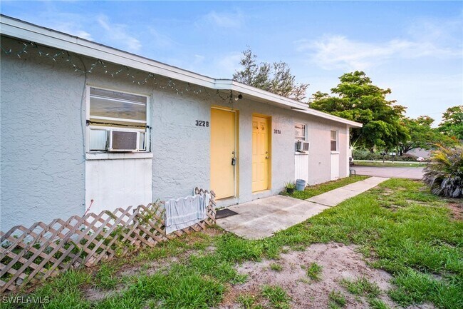 Building Photo - 322 Louise Ave