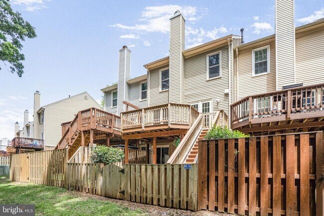Building Photo - 7228 Lensfield Ct
