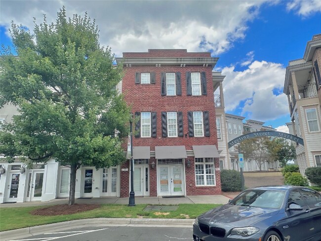 Building Photo - 2104 Ayrsley Town Blvd