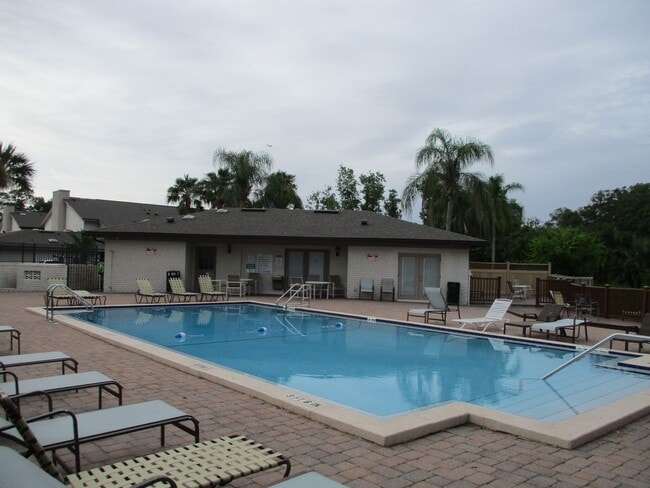 Building Photo - Audubon Place Condominium