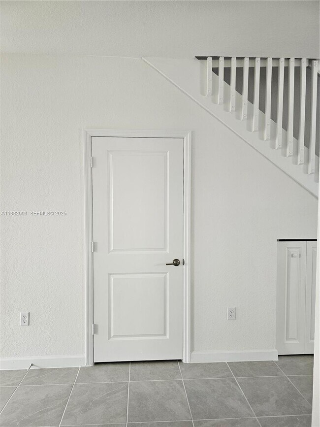 Building Photo - 13313 SW 285th St