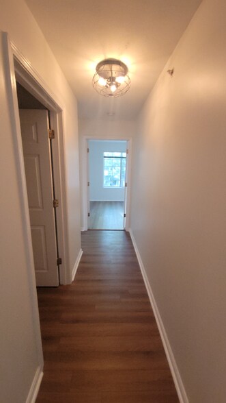 Building Photo - 6403 Shelton Circle