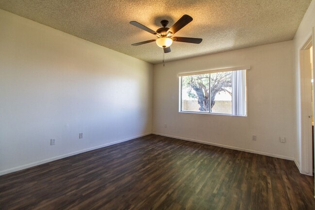 Building Photo - *COMING SOON IN FEBRUARY* 3 Bedroom 2 Bath Home