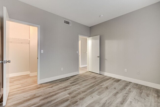Building Photo - Upgrated upstairs 2 Bedrm 2 bath Gated Com...