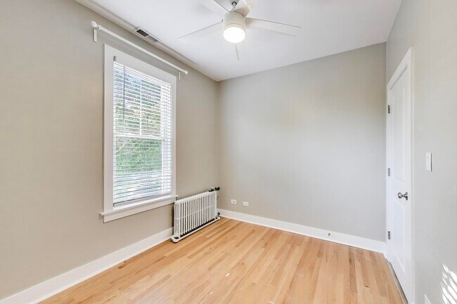 Building Photo - 549 Ridge Rd