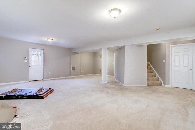 Building Photo - 14204 Murphy Terrace
