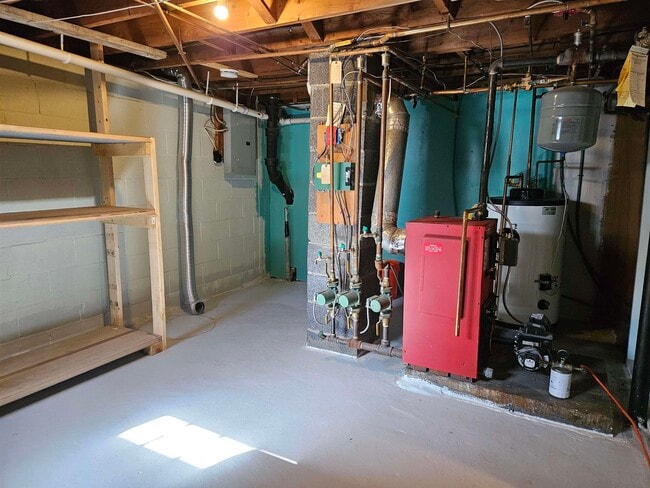 Building Photo - 16 McKenzie Dr