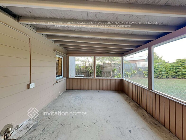 Building Photo - 3913 Mesa Ave