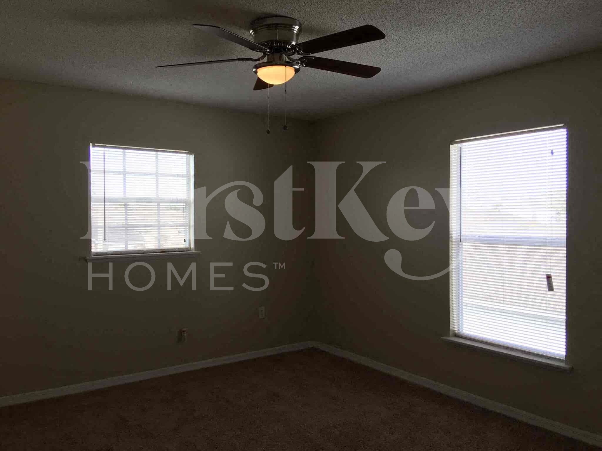 Building Photo - 3638 Queens Cove Blvd