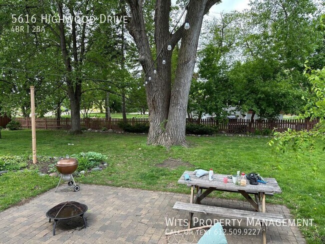 Building Photo - 5616 Highwood Dr