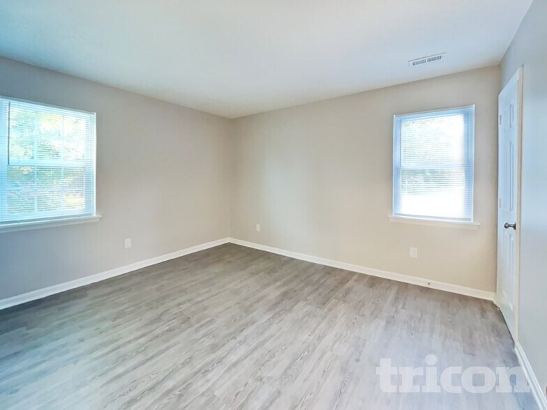 Building Photo - 7307 Hooksett Ct