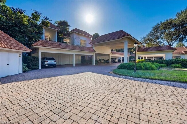 Building Photo - 5940 Via Lugano