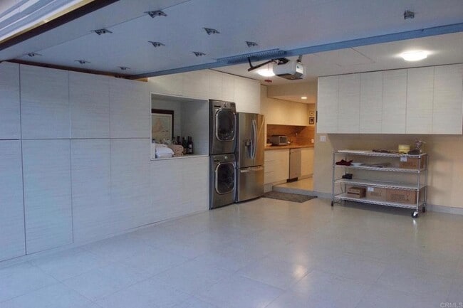 Building Photo - 411 Windjammer Cir