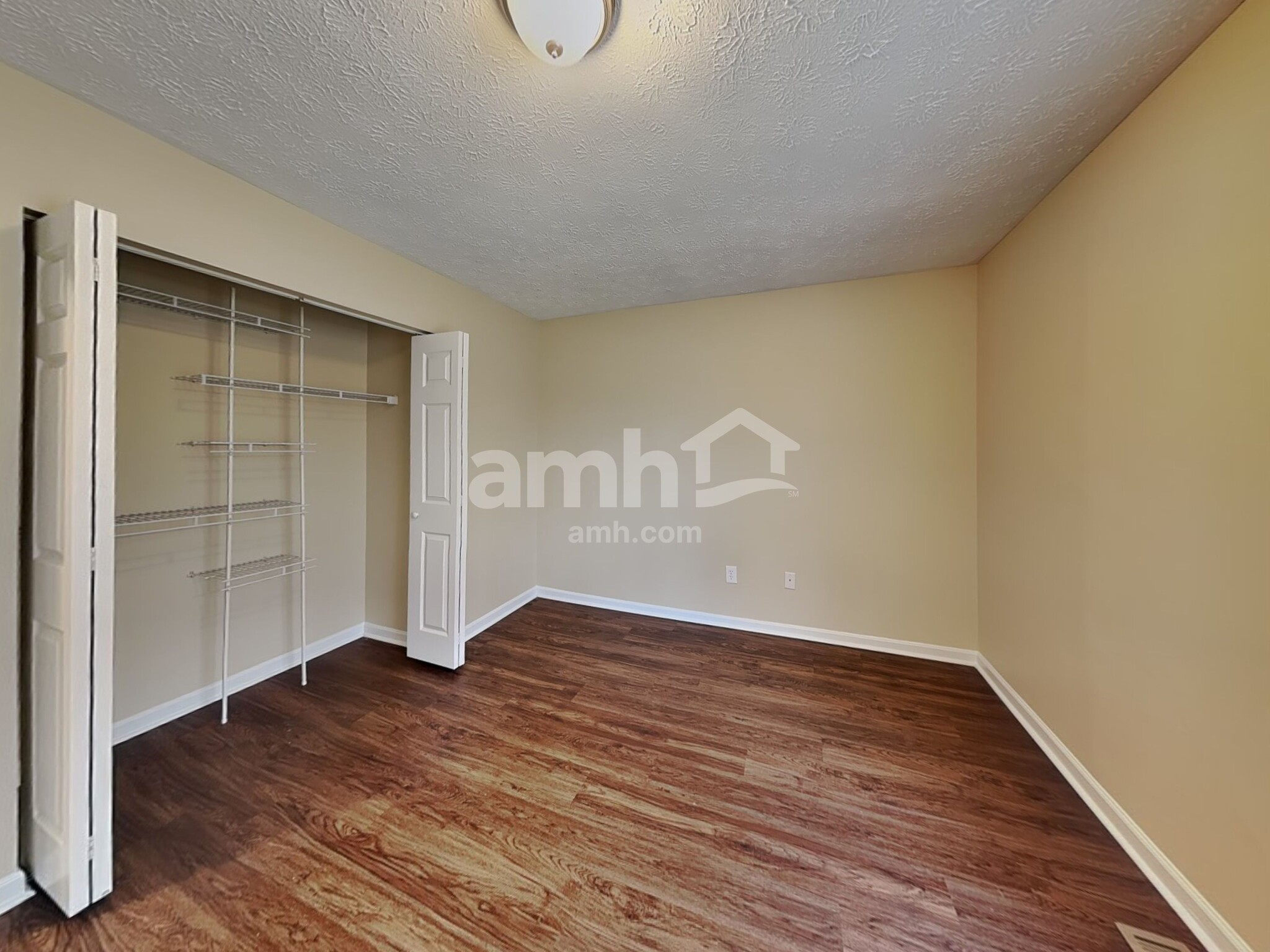 Building Photo - 556 Grouse Ct