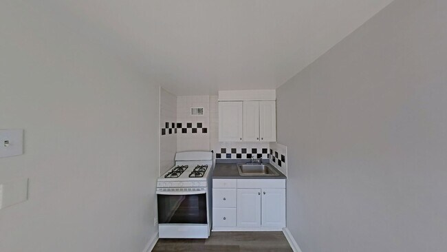 Building Photo - 3315 Indian Queen Ln