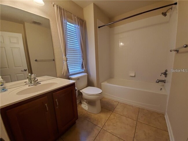 Building Photo - 1000 Rutgers Ln