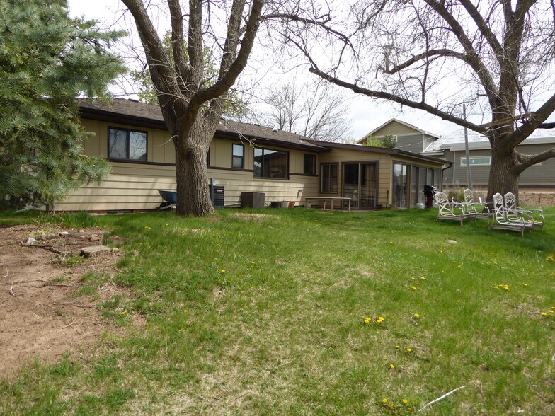 Building Photo - 3021 S Taft Hill Rd