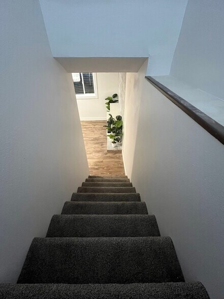 Building Photo - 17952 E Gunnison Pl