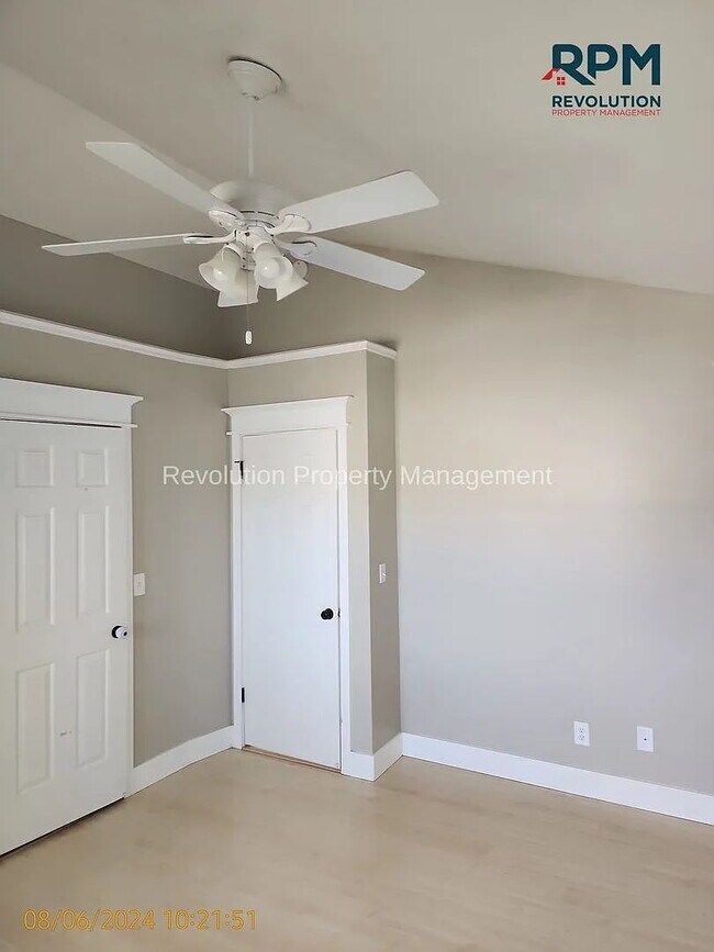 Building Photo - Charming 4-Bed Kaysville Home